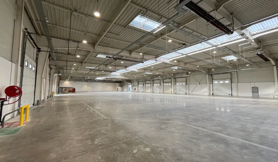 Logistique halle MONTEA